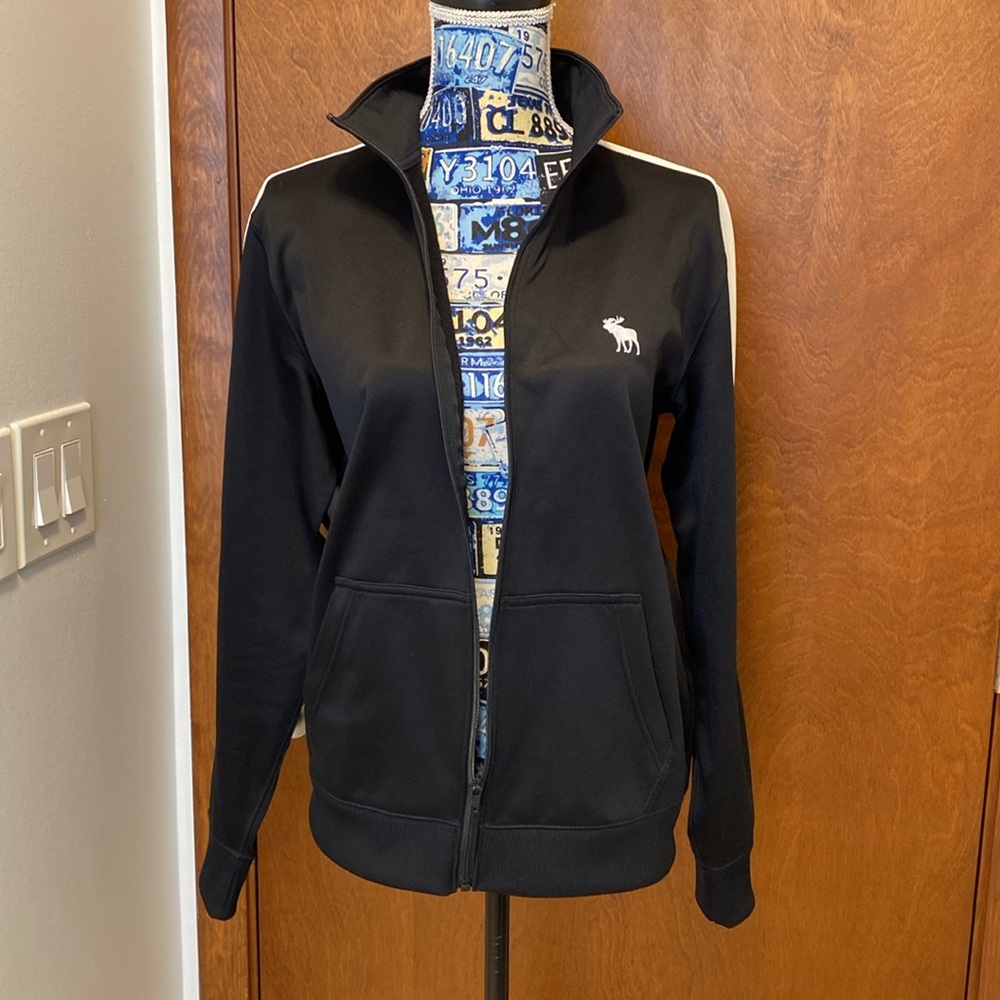 Abercrombie & Fitch track jacket size small